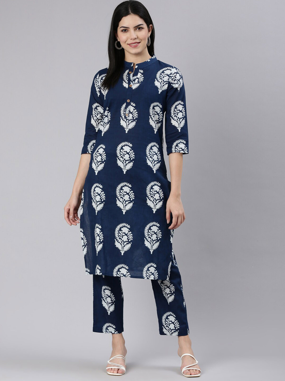 

KALINI Ethnic Motifs Printed Mandarin Collar Straight Pure Cotton Kurta with Trousers, Blue