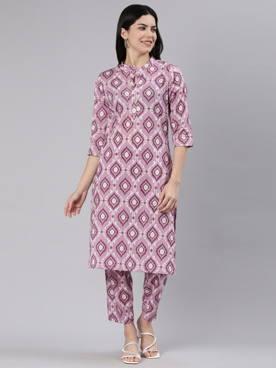 

ERISHA Floral Printed Pure Cotton Regular Kurta with Trousers, Purple