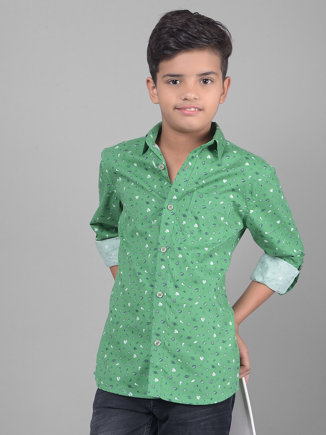 

Crimsoune Club Boys Slim Fit Conversational Printed Pure Cotton Casual Shirt, Green