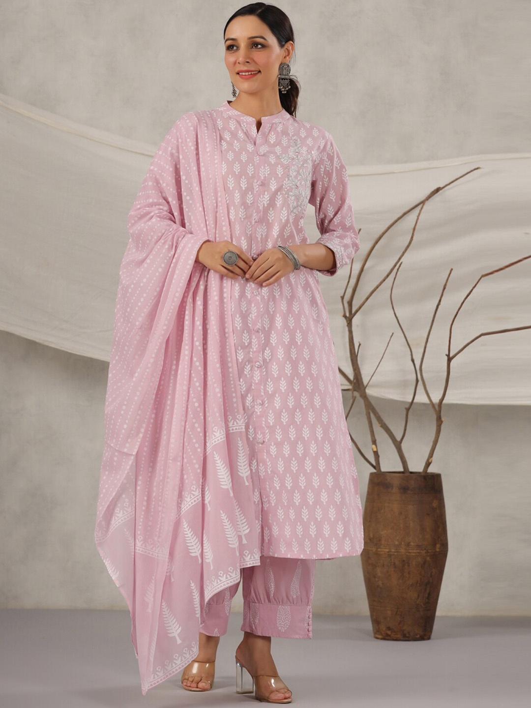 

Readiprint Fashions Floral Printed Pure Cotton Kurta with Patiala & Dupatta, Mauve
