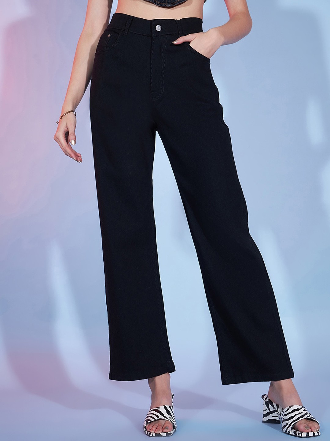 

DressBerry Women Black Original Straight Fit Clean Look High-Rise Jeans