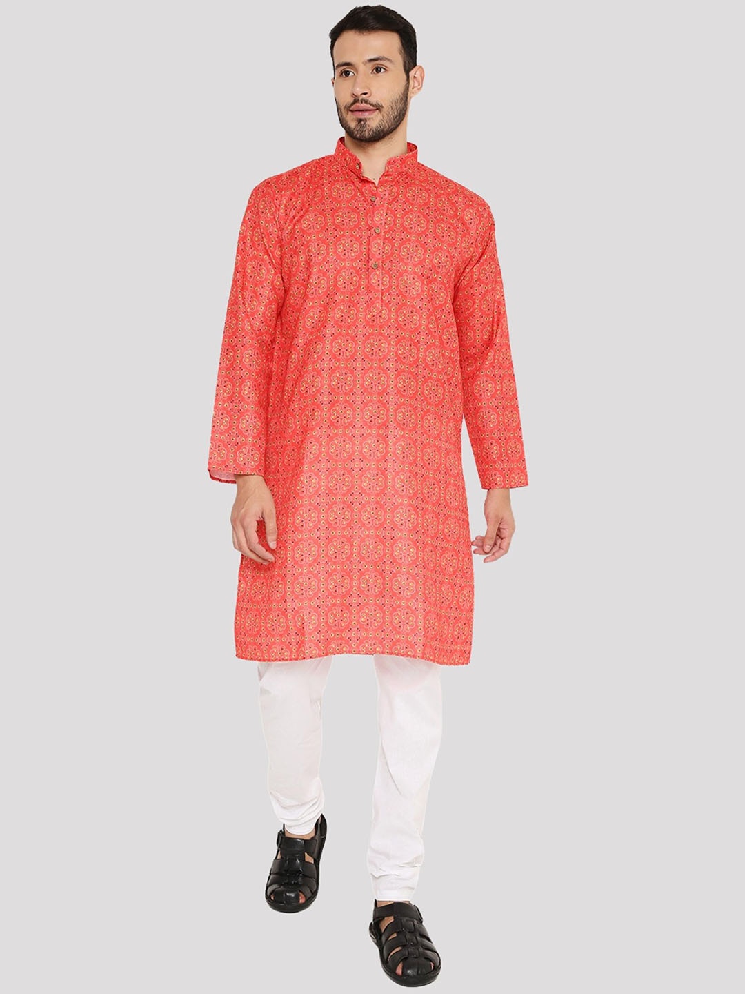 

Maharaja Ethnic Motifs Printed Mandarin Collar Long Sleeves Kurta with Pyjamas, Red