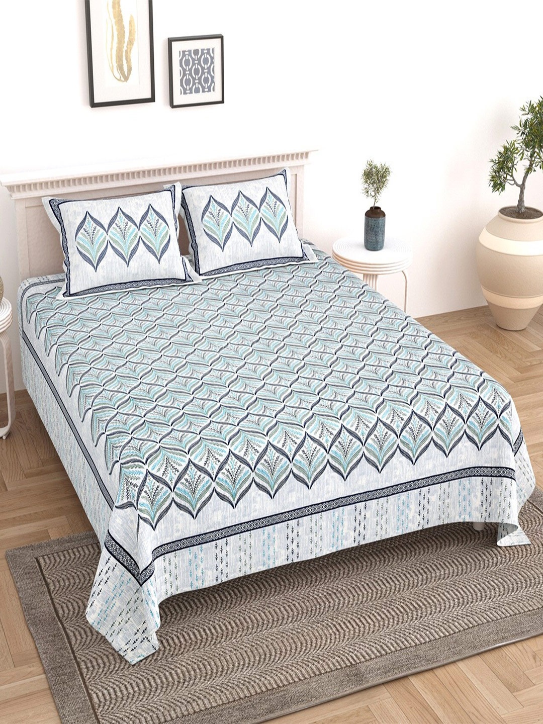 

Texstylers Blue & White Cotton 210 TC King Bedsheet with 2 Pillow Covers