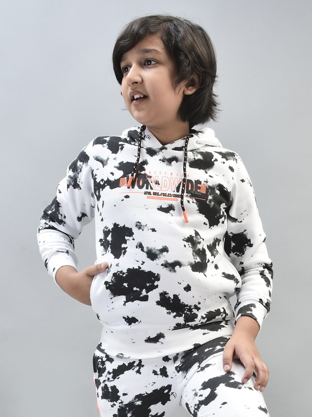 

Crimsoune Club Boys Abstract Printed Hooded Pullover, White
