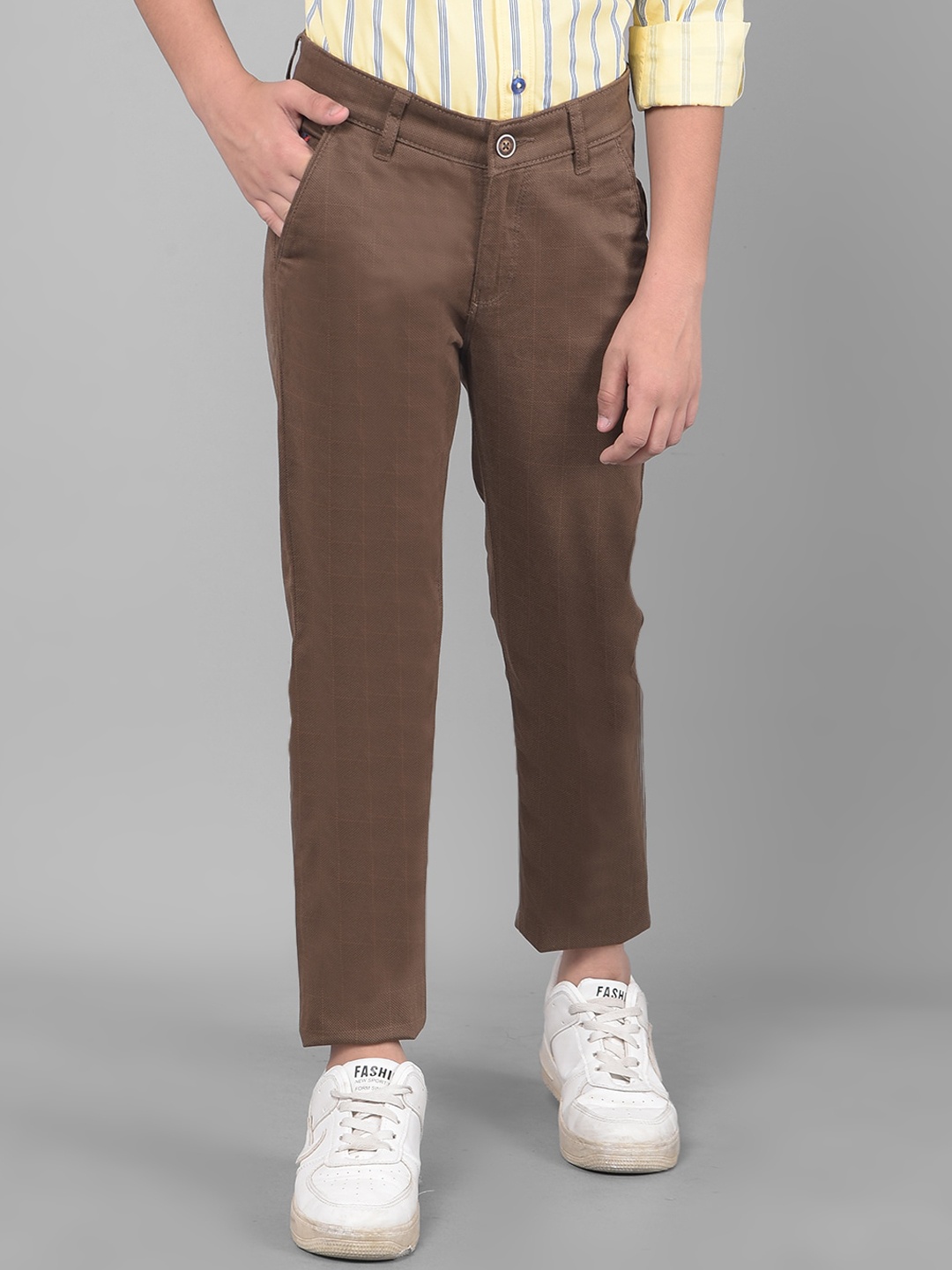 

Crimsoune Club Boys Checked Slim Fit Mid-Rise Trouser, Brown