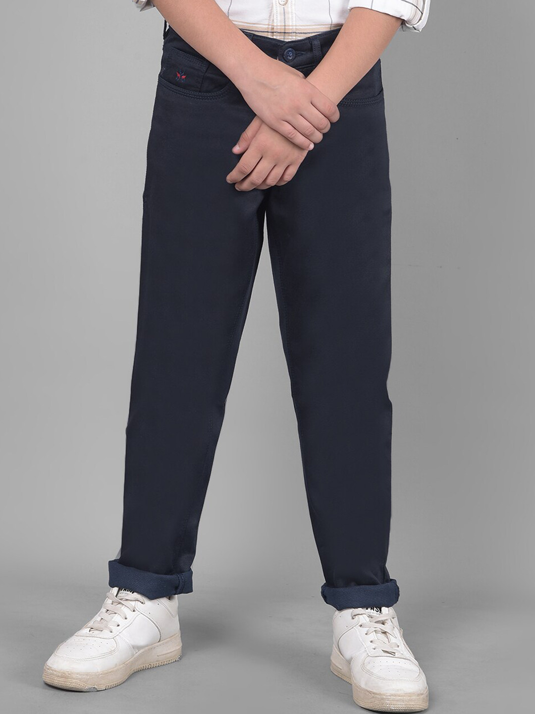

Crimsoune Club Boys Regular Fit Mid Rise Trousers, Navy blue