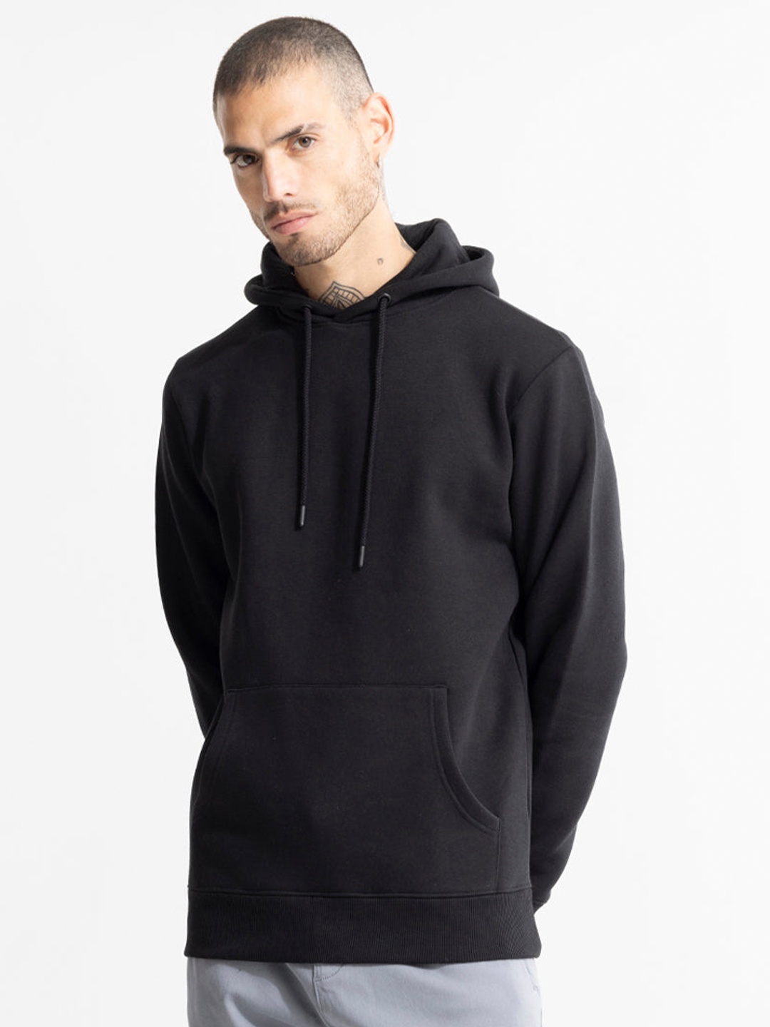 

Snitch Black Hooded Long Sleeves Pure Cotton Pullover
