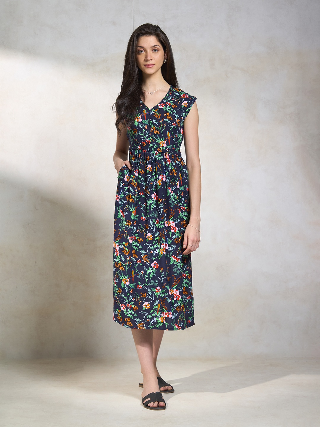 

Virgio Floral Printed V-Neck Fit & Flare Midi Dress, Navy blue