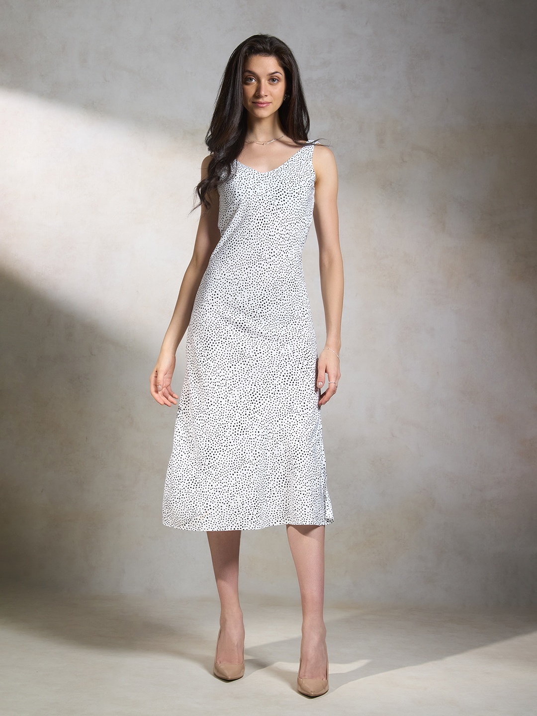 

Virgio Abstract Printed Shoulder Straps A-Line Midi Dress, White