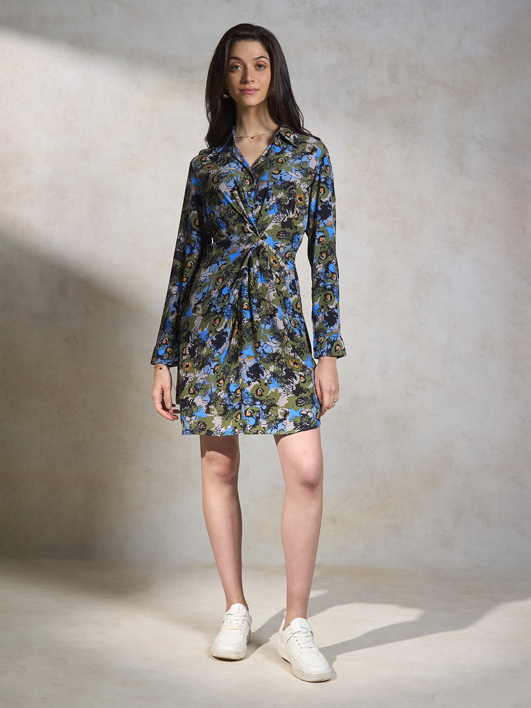 

Virgio Hana Floral Printed Cuffed Sleeves Shirt Dress, Olive