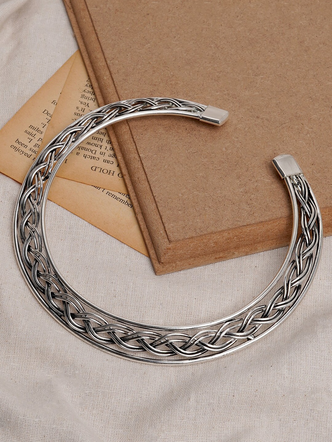 

TEEJH Silver-Plated Oxidised Necklace