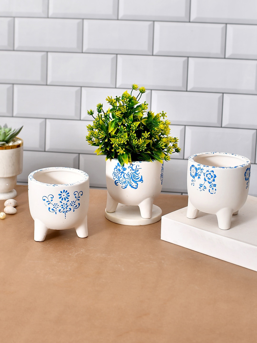 

TAYHAA White & Blue 3 Pieces Printed Ceramic Planters