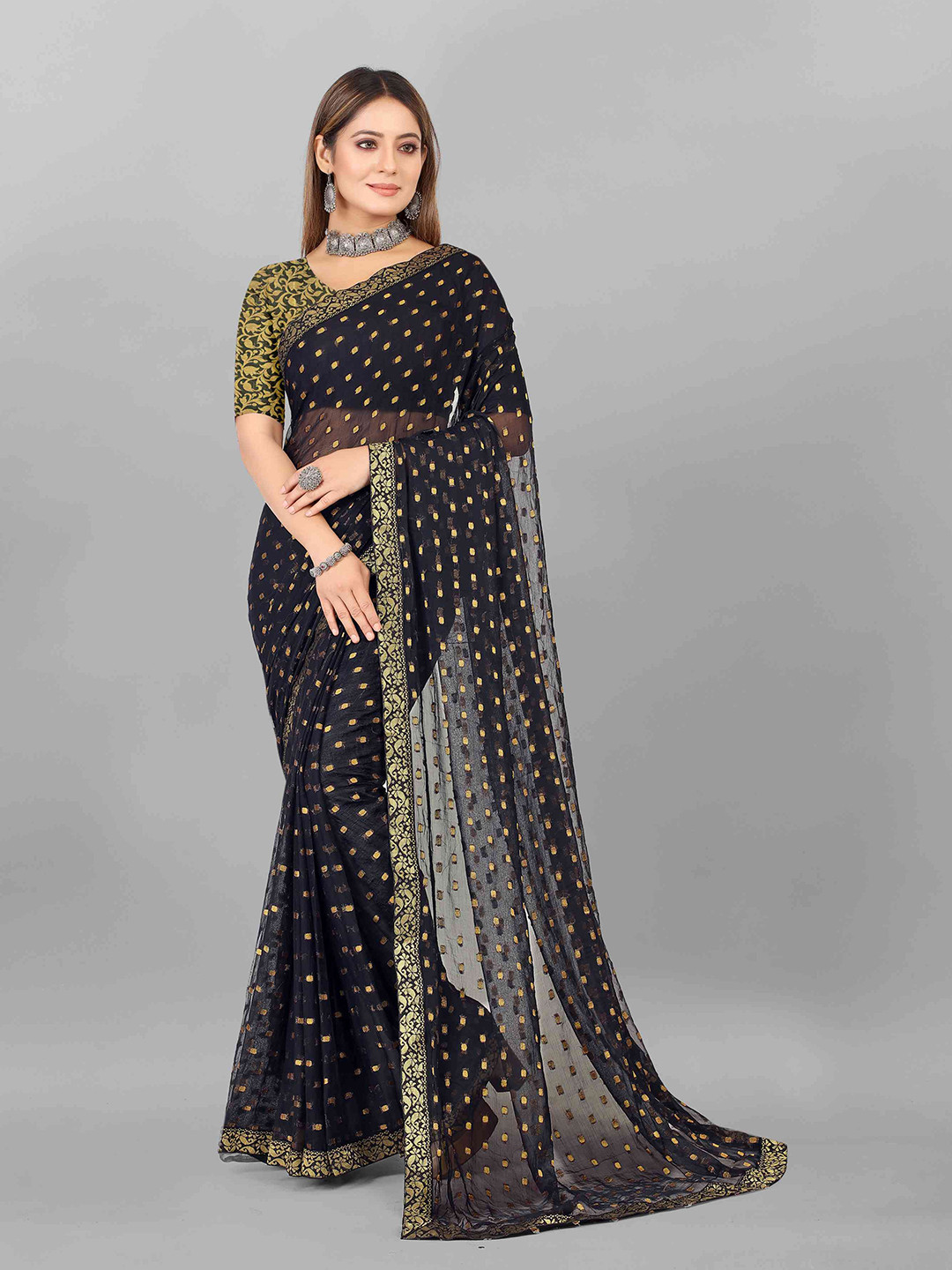 

Rhey Geometric Woven Design Zari Saree, Black