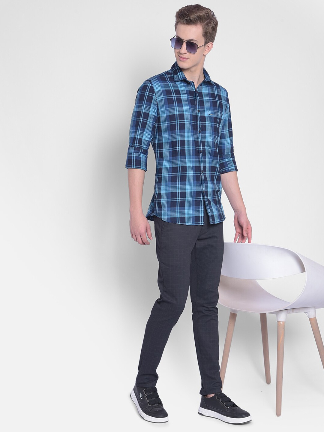 

Crimsoune Club Slim Fit Checked Pure Cotton Casual Shirt, Blue