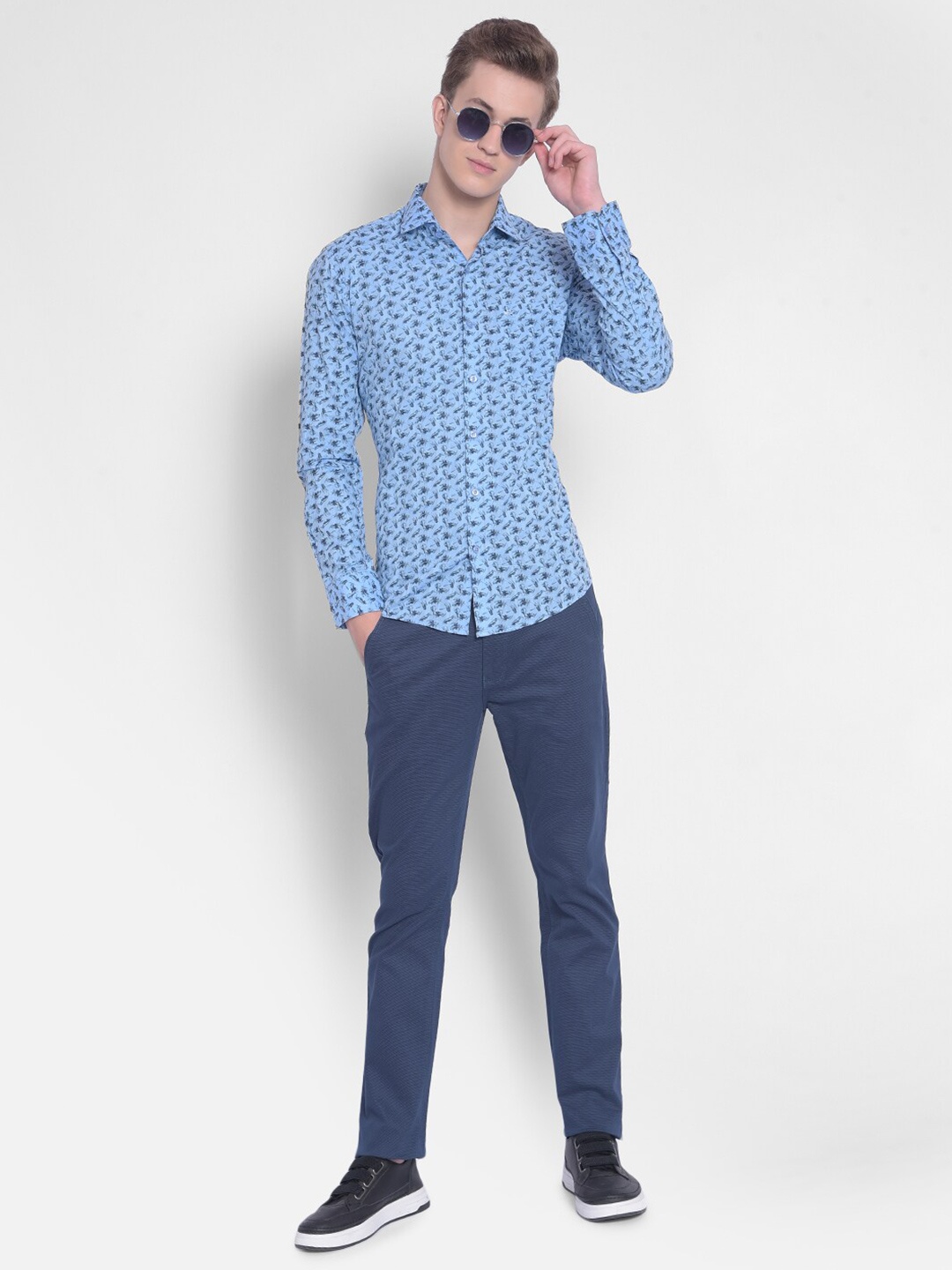 

Crimsoune Club Slim Fit Floral Printed Pure Cotton Casual Shirt, Blue