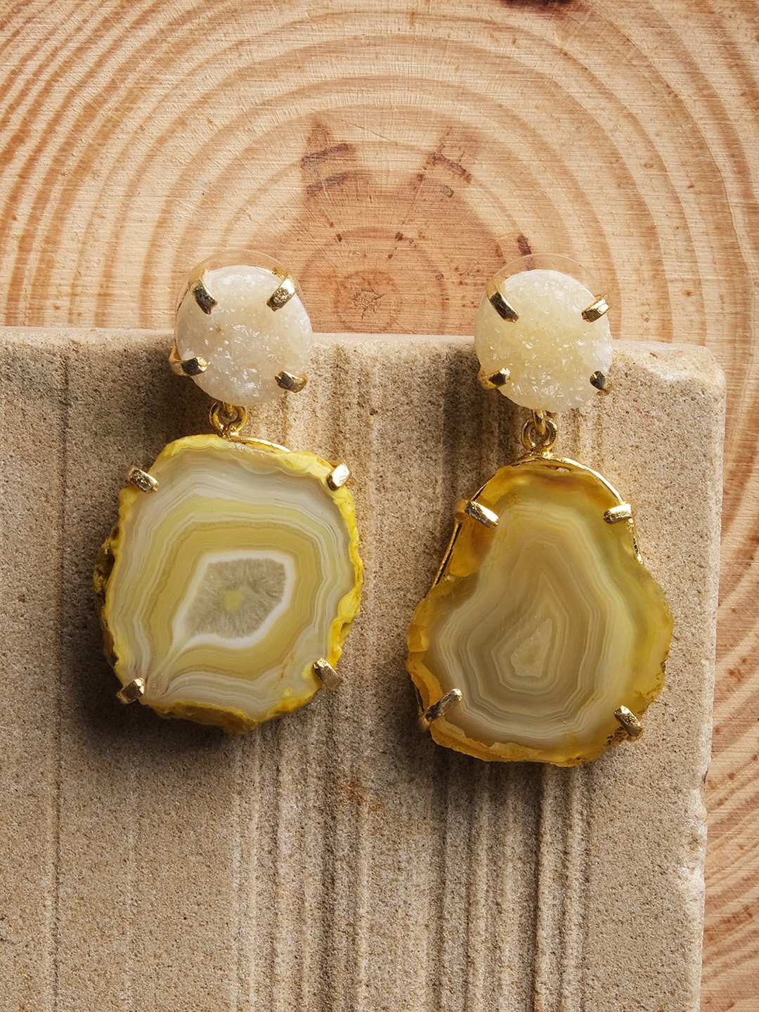 

XPNSV Gold-Plated Contemporary Drop Earrings