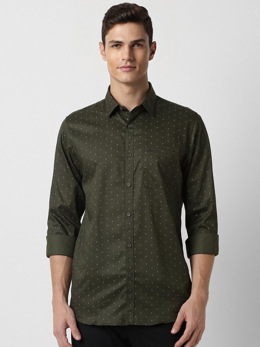 

Peter England Casuals Slim Fit Printed Pure Cotton Casual Shirt, Green