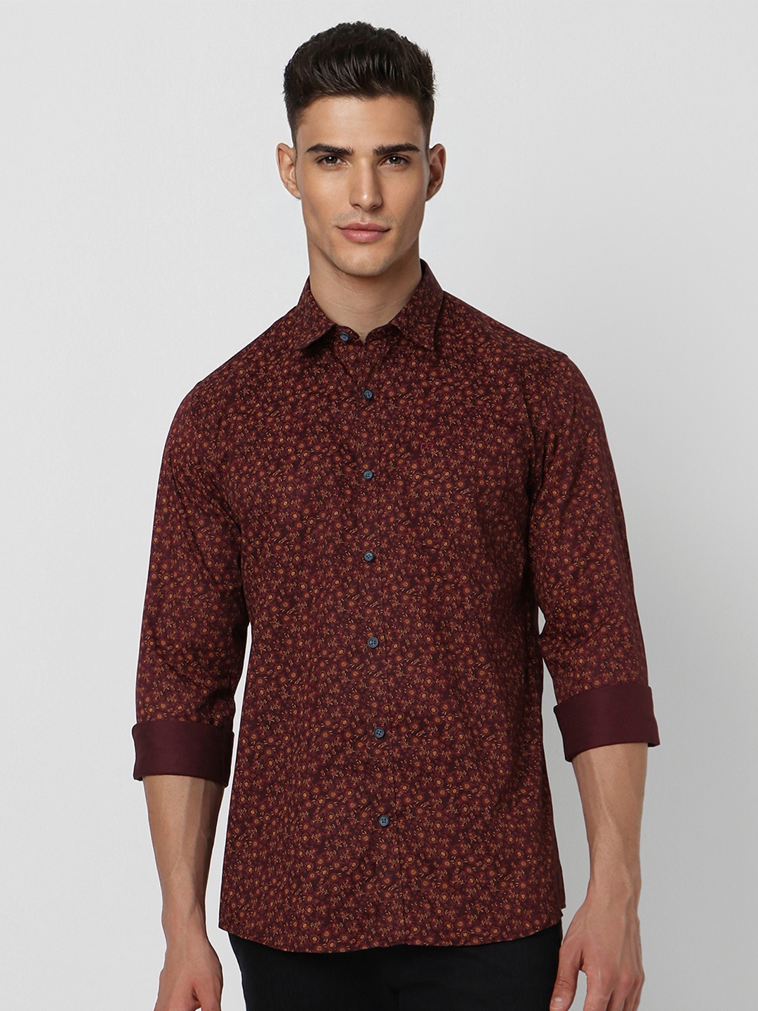 

Peter England Casuals Men Maroon Slim Fit Printed Casual Shirt