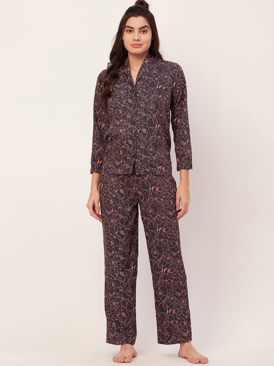 

Moomaya Floral Printed Lapel Collar Satin Night suit, Navy blue