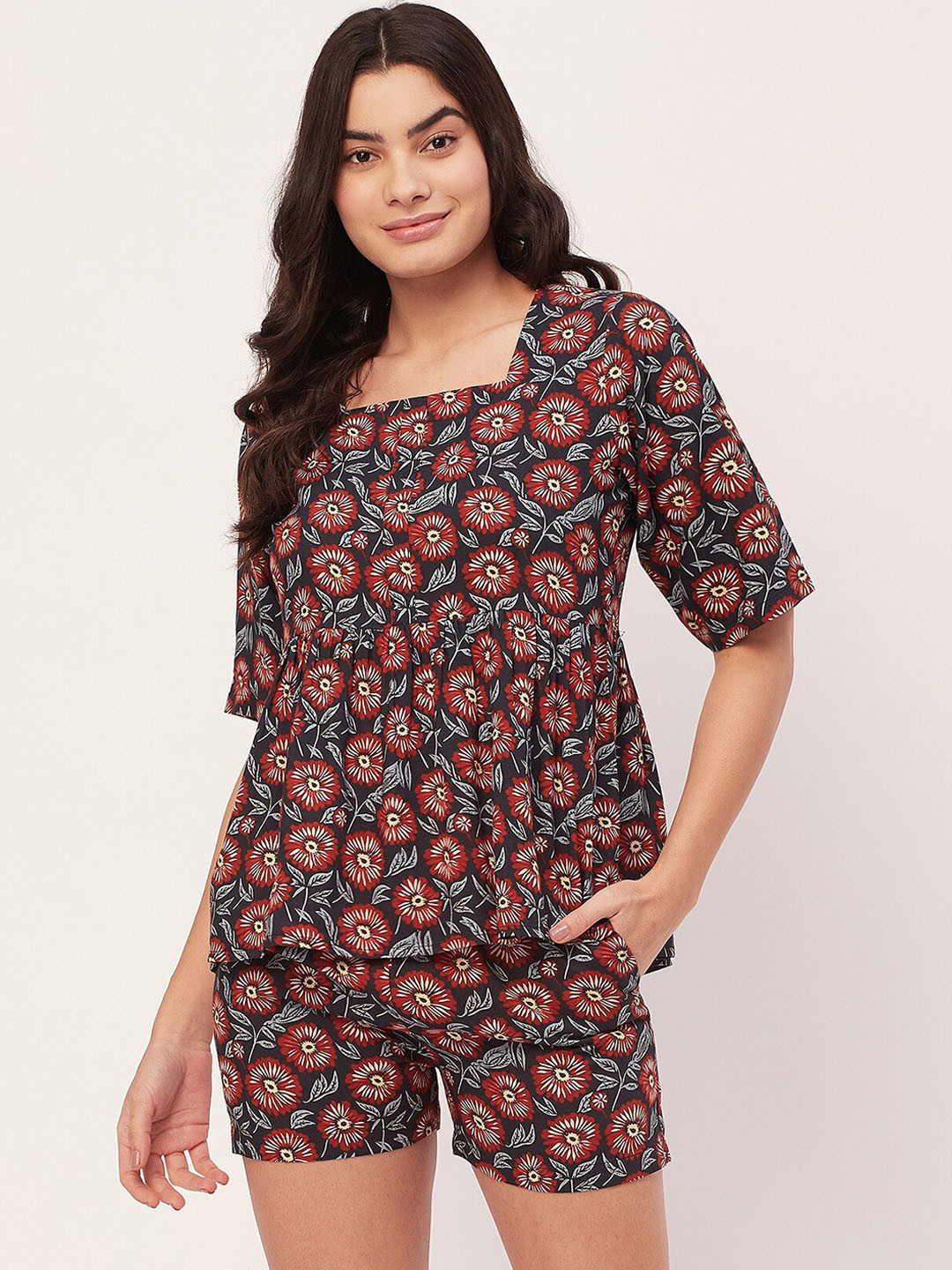 

Moomaya Floral Printed Square Neck Night Suit, Navy blue