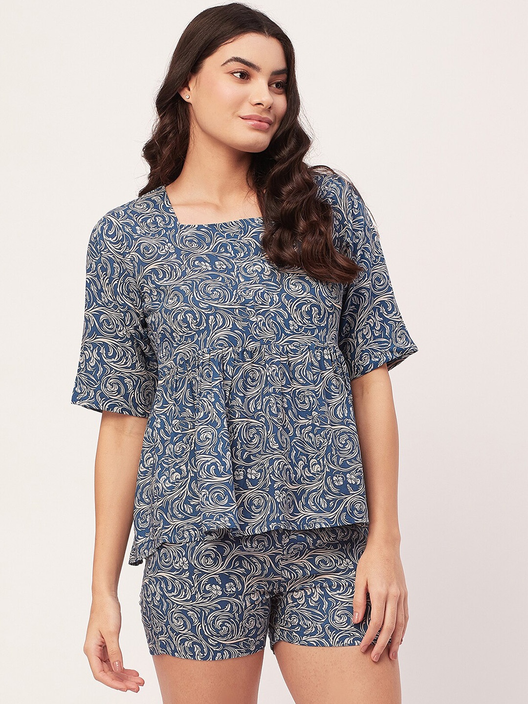 

Moomaya Floral Printed Square Neck Night Suit, Blue
