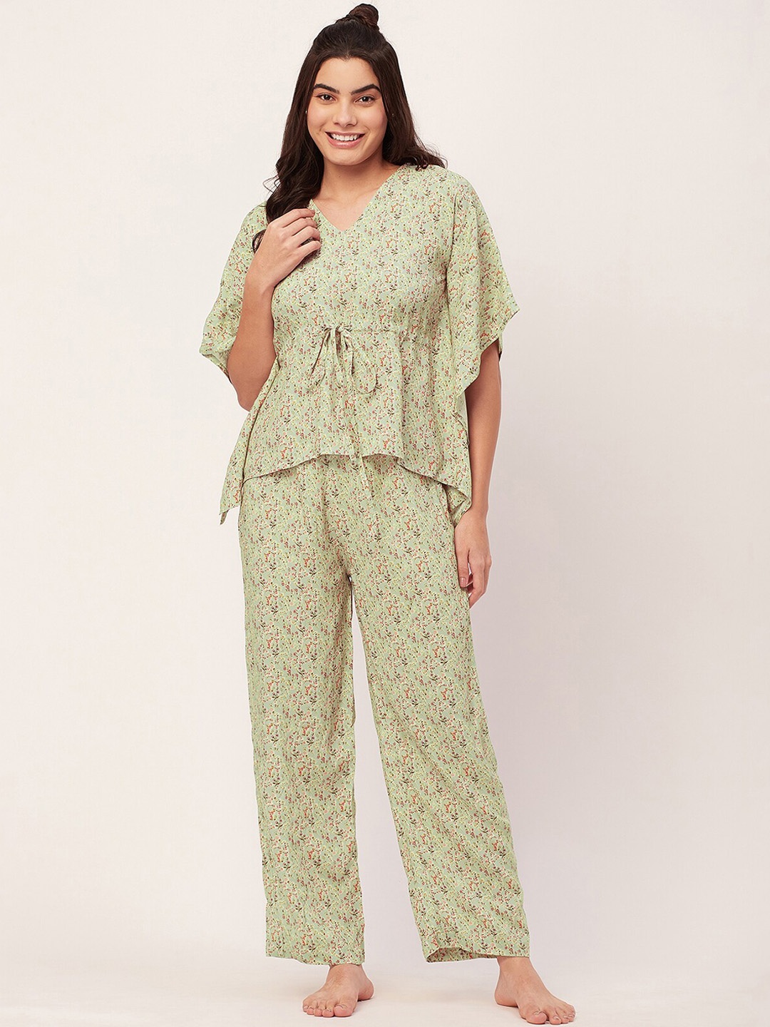 

Moomaya Floral Printed V-Neck Kaftan & Pyjama, Green