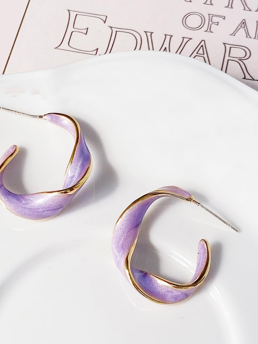 

VAGHBHATT Curved Contemporary Half Hoop Earrings, Gold