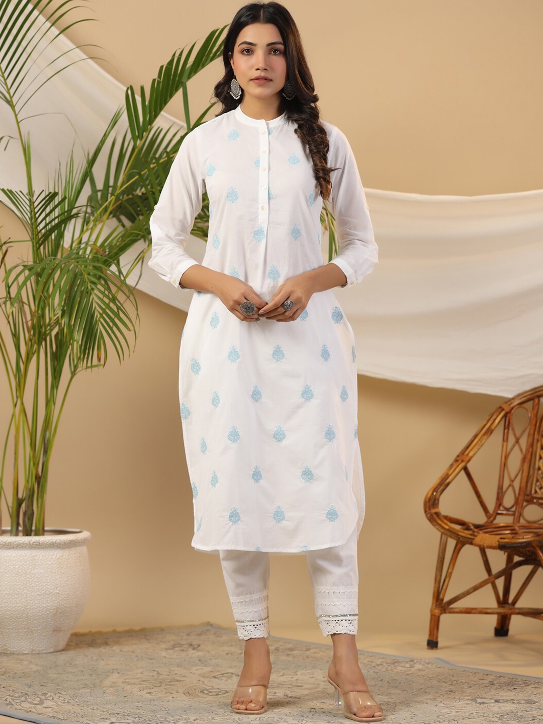 

Juniper Ethnic Motifs Embroidered Mandarin Collar Kurta With Trouser, White