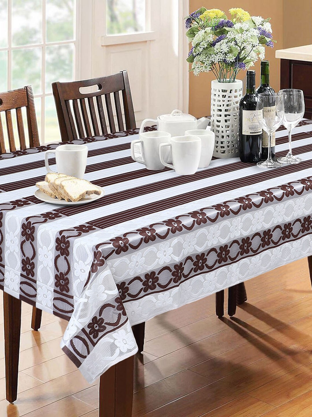 

Dakshya Industries Brown & White Floral 6 Seater Pure Cotton Table Cover