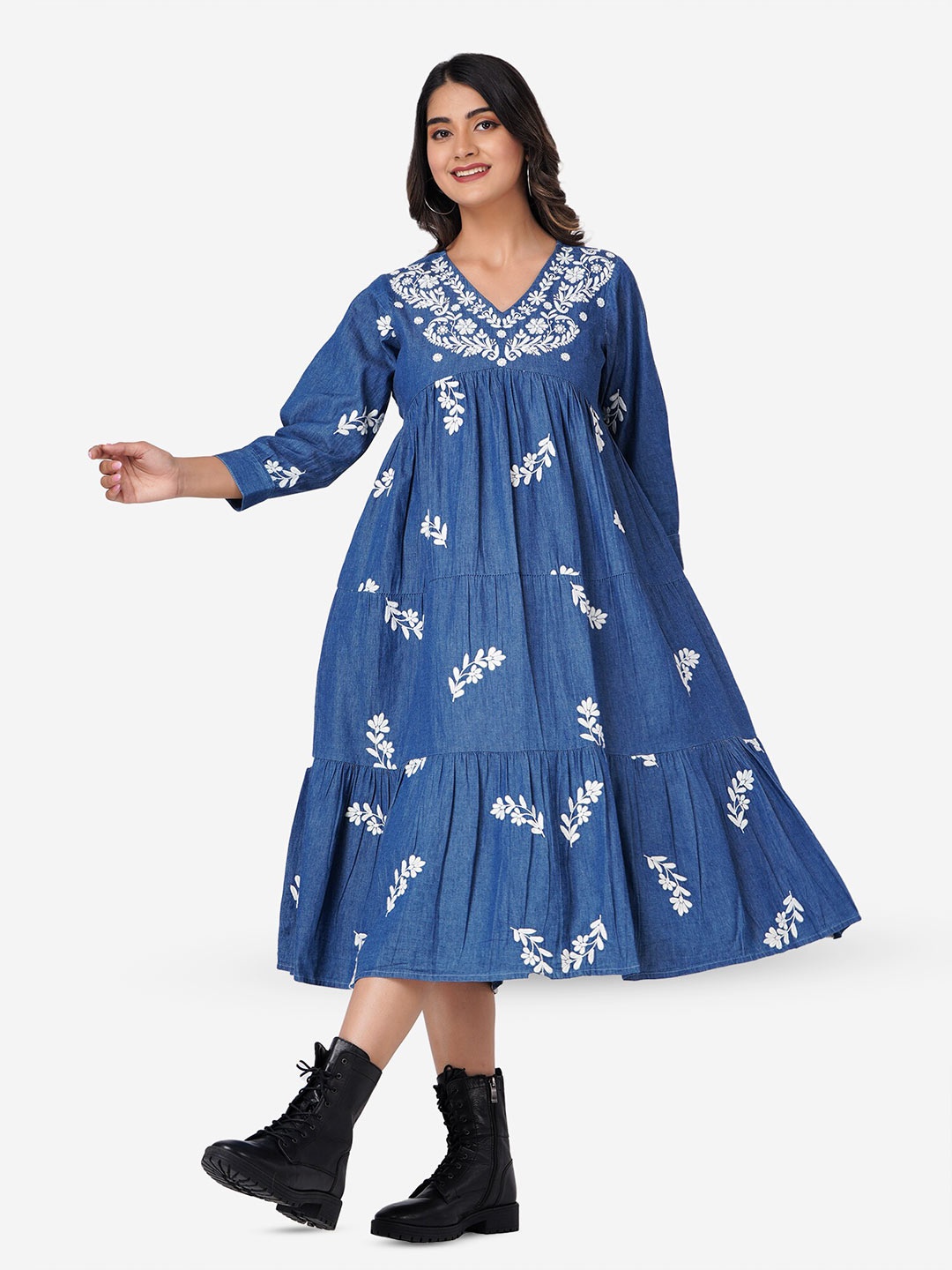 

SUMAVI-FASHION Floral Embroidered Organic Cotton Empire Dress, Blue