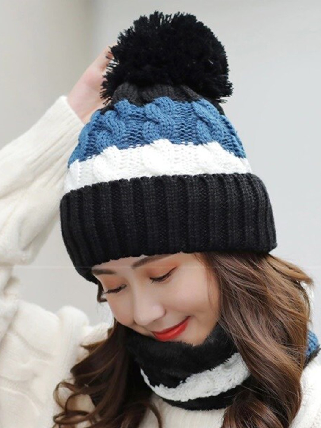 

Alexvyan Women Colourblocked Acrylic Beanie, Black