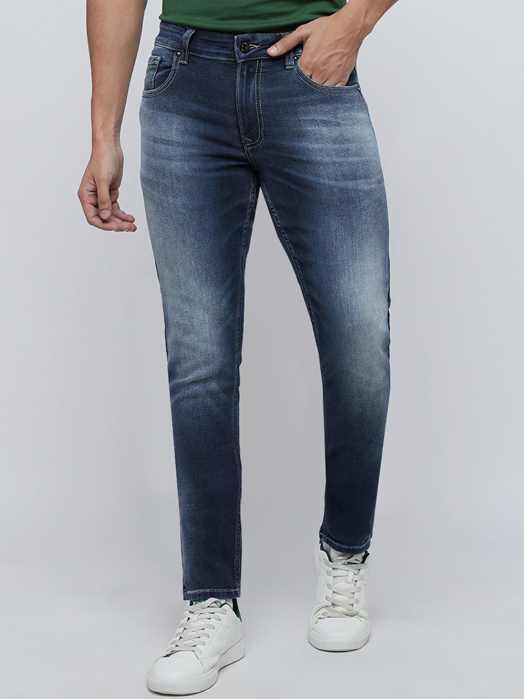 

Jack & Jones Men Slim Fit Light Fade Clean Look Stretchable Jeans, Blue