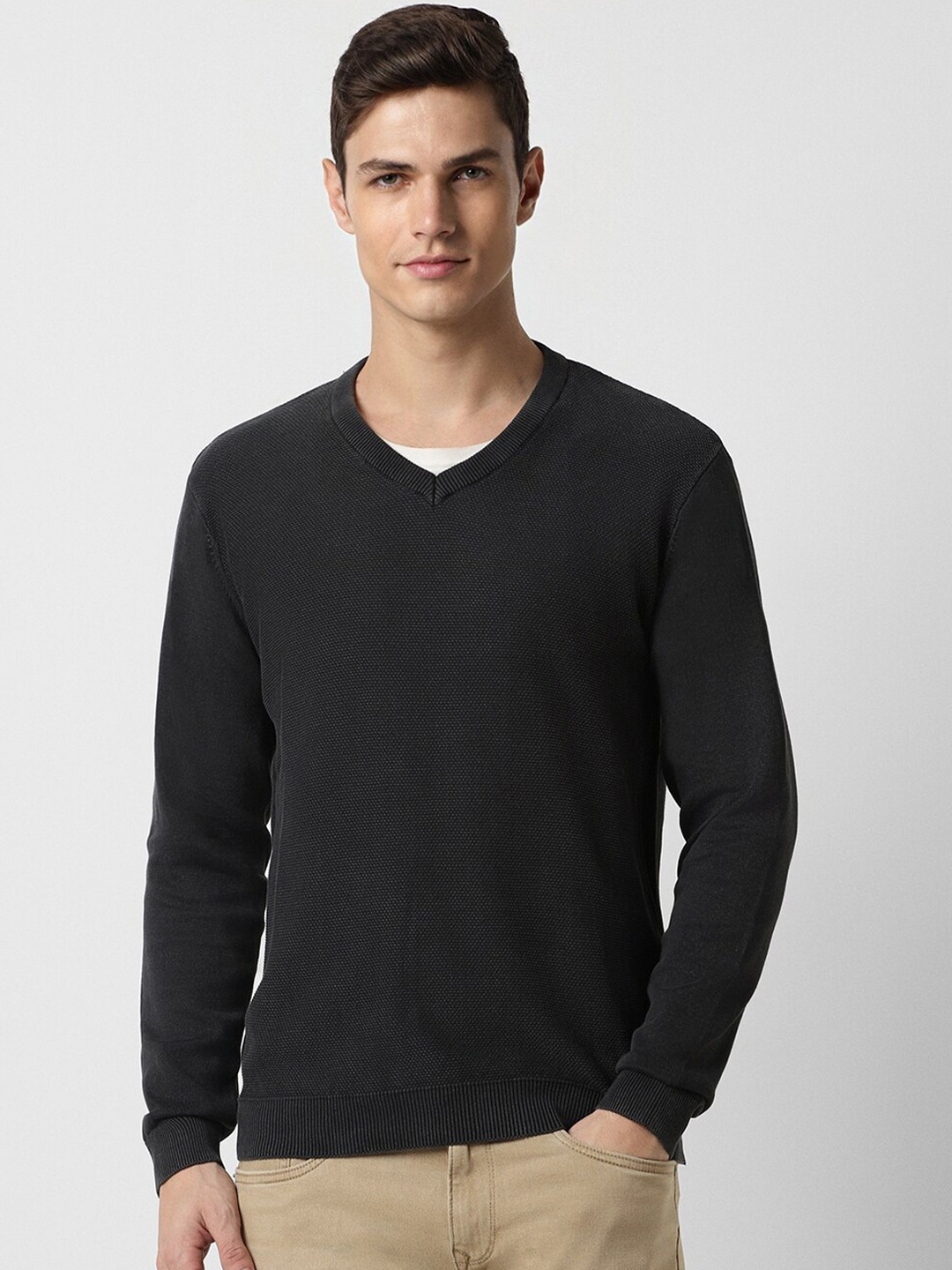 

Peter England Casuals V-Neck Cotton Pullover, Grey