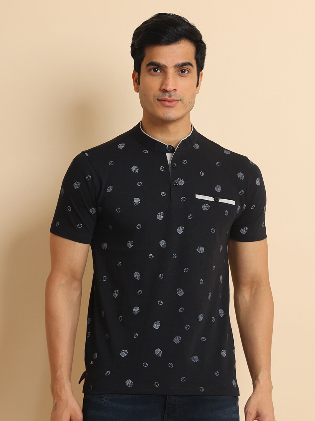 

berry blues Printed Band Collar Short Sleeves Cotton T-shirt, Black