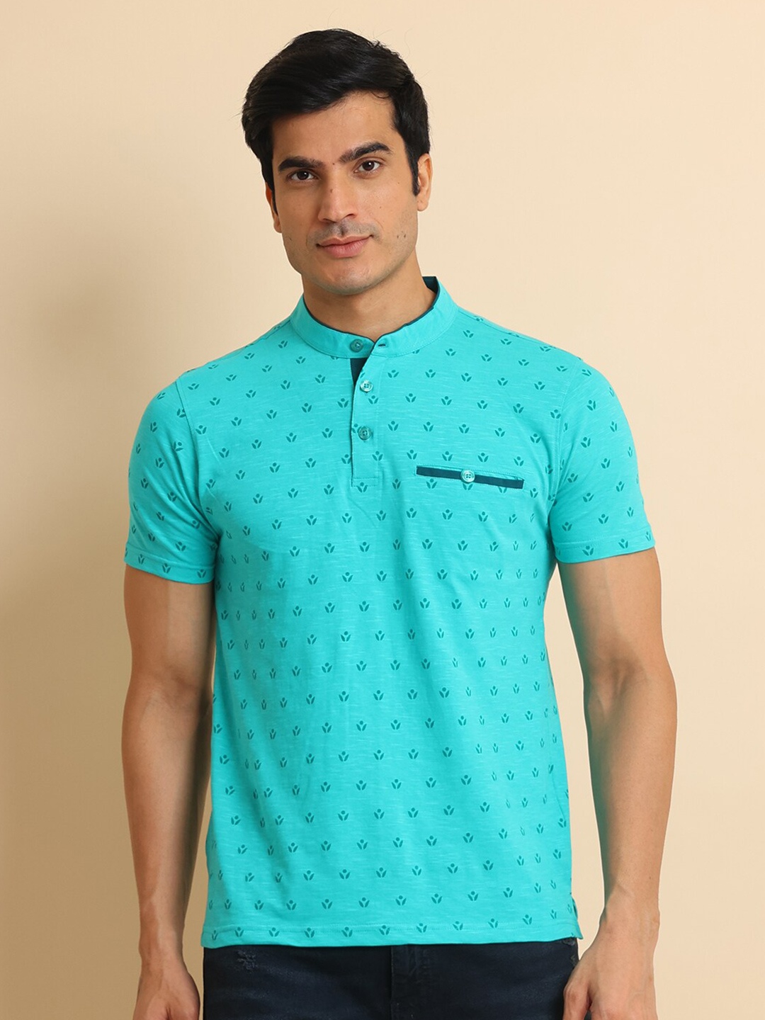 

berry blues Geometric Printed Mandarin Collar Short Sleeves Cotton T-shirt, Sea green