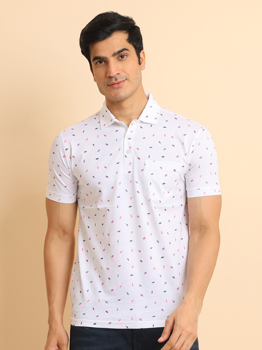 

berry blues Geometric Printed Cotton Polo Collar Short Sleeves Pockets T-Shirt, White