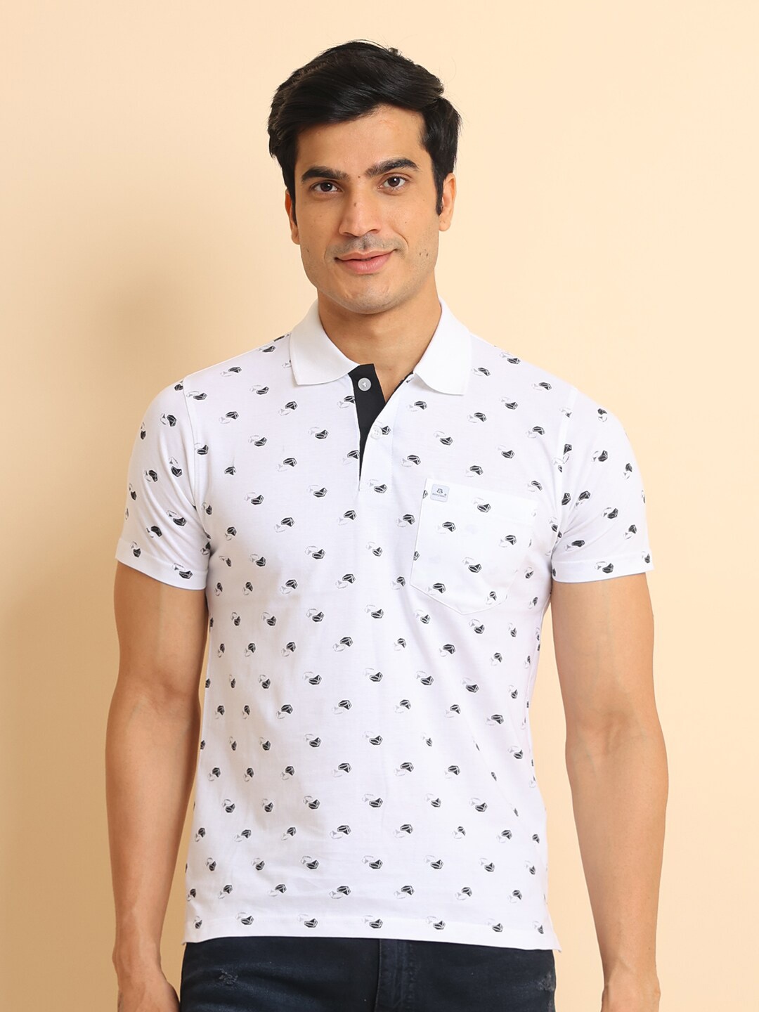 

berry blues Conversational Printed Polo Collar Short Sleeves Cotton T-Shirt, White
