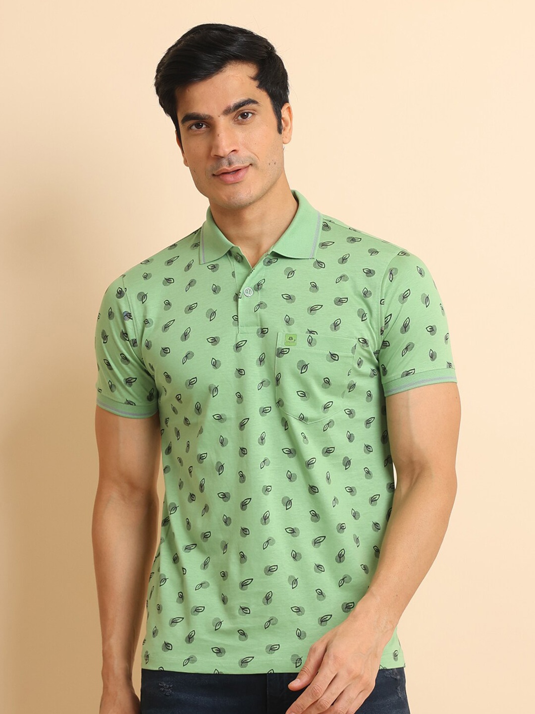 

berry blues Conversational Printed Polo Collar Short Sleeves Cotton T-shirt, Green