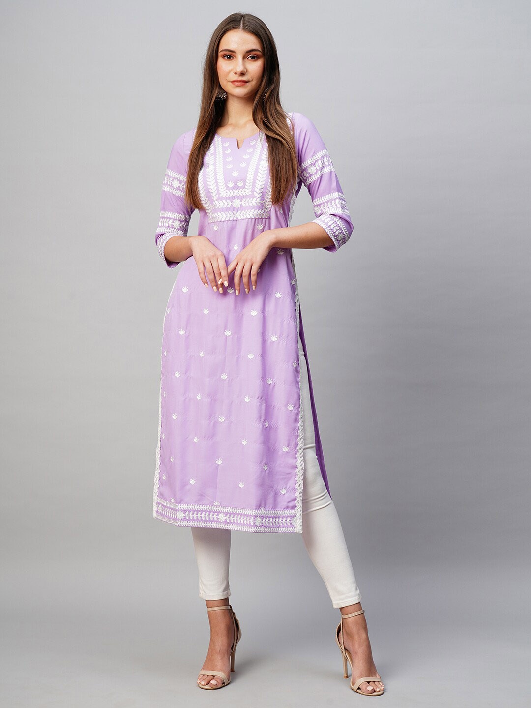 

KALINI Ethnic Motifs Chikankari Embroidered Straight Kurta, Purple
