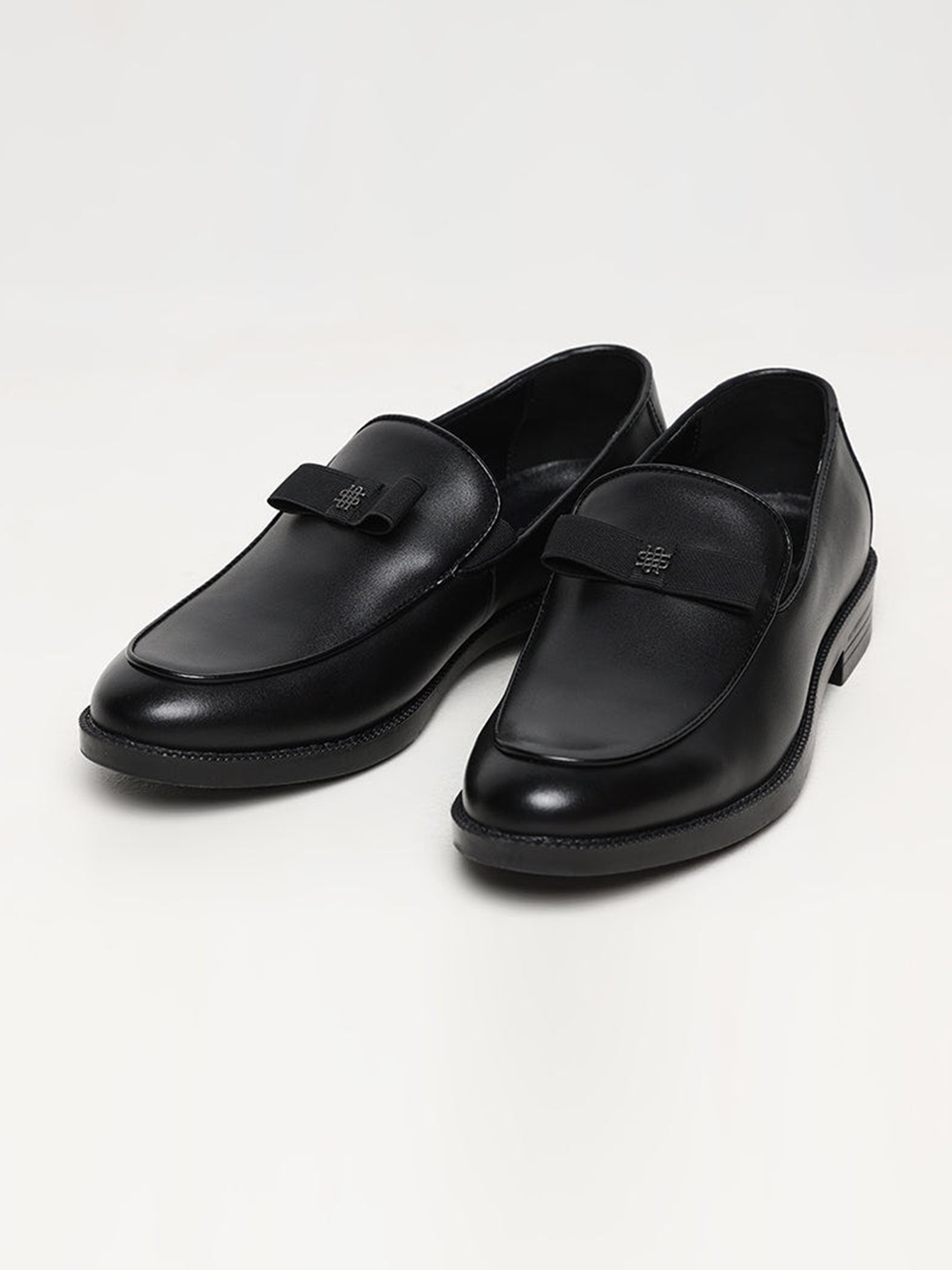 

Snitch Men Slip-On Leather Formal Loafers, Black