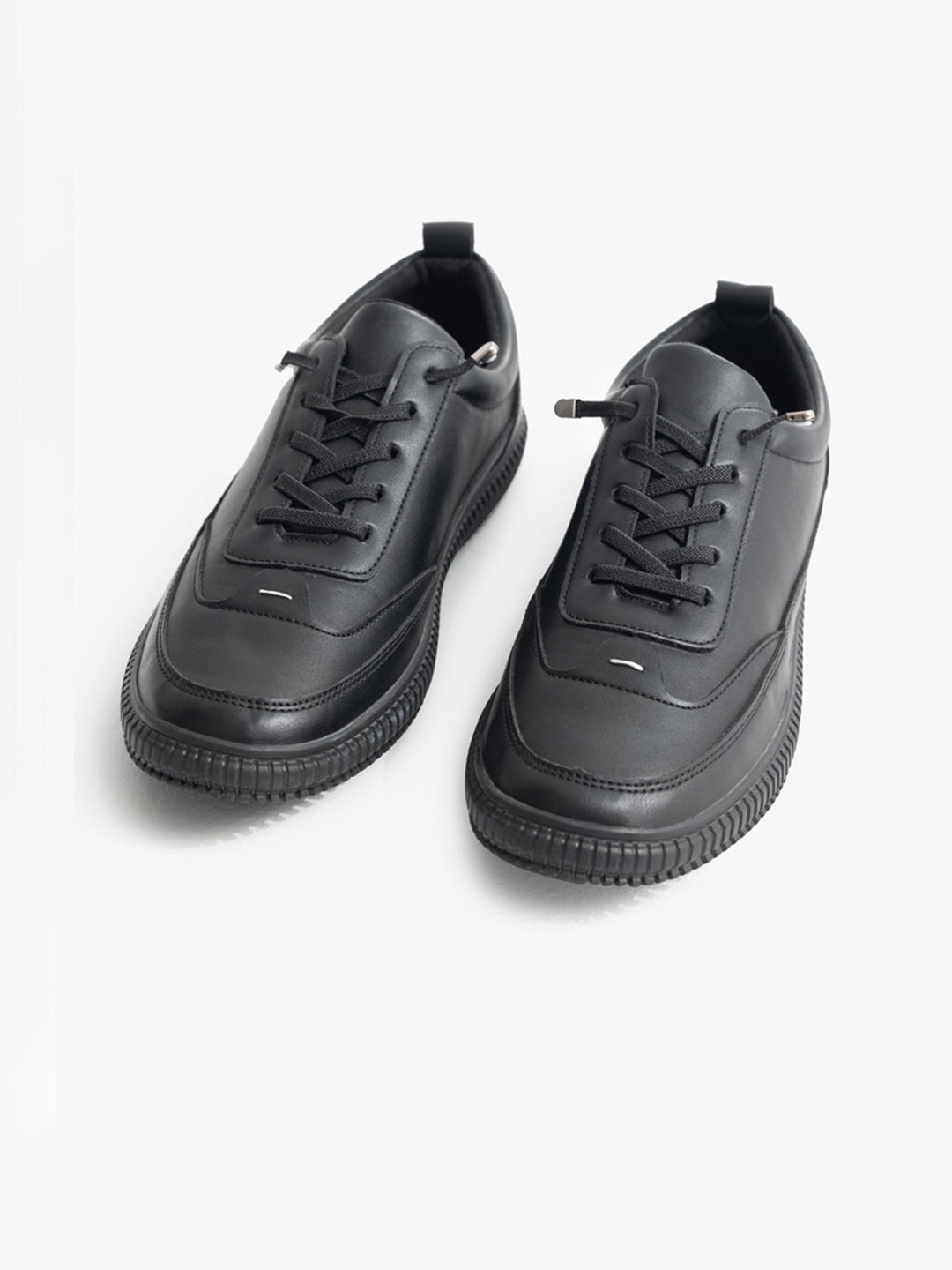 

Snitch Men Leather Basics Sneakers, Black