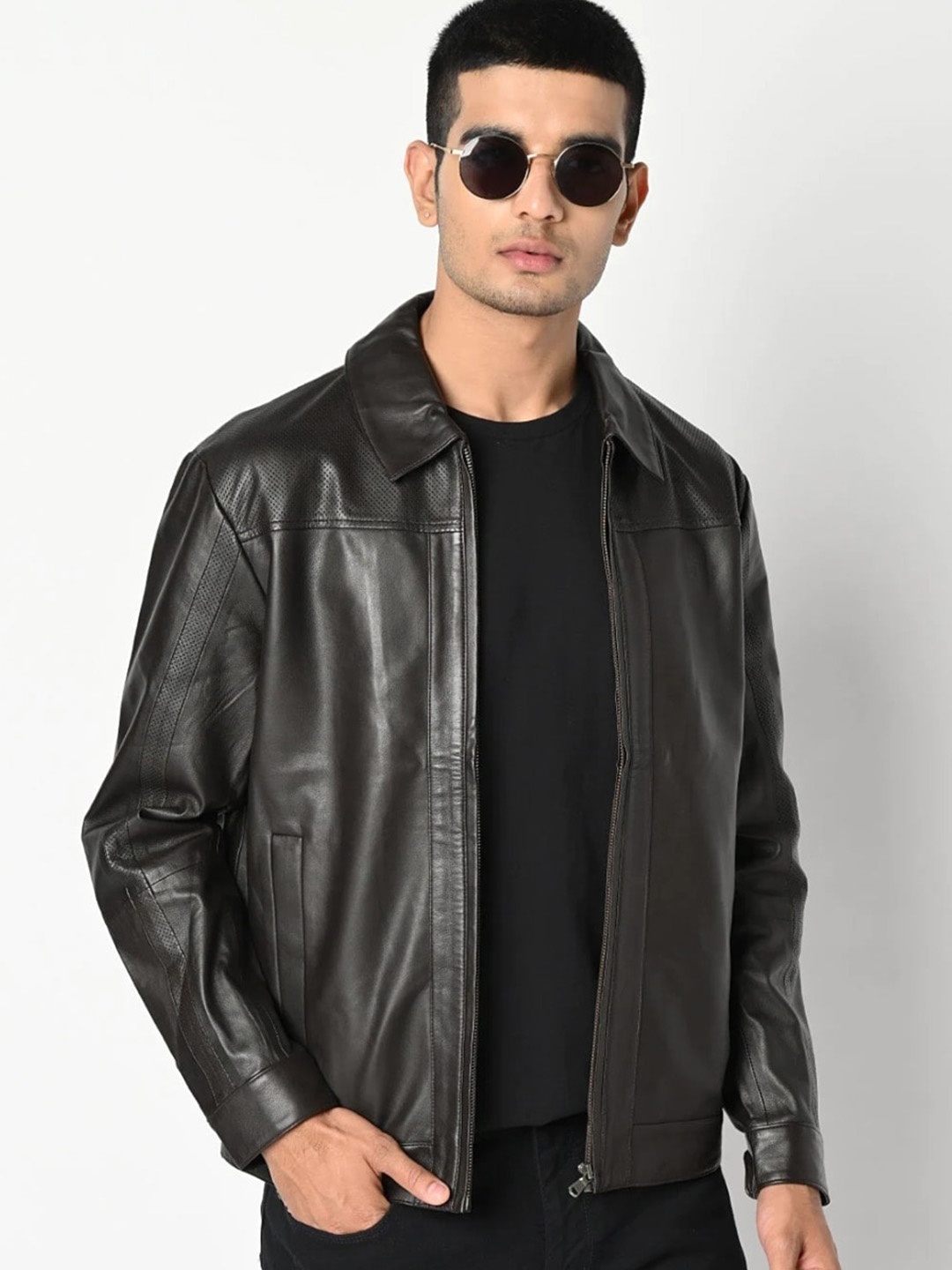 

Tortoise Men Brown Leather Lightweight Leather Jacket