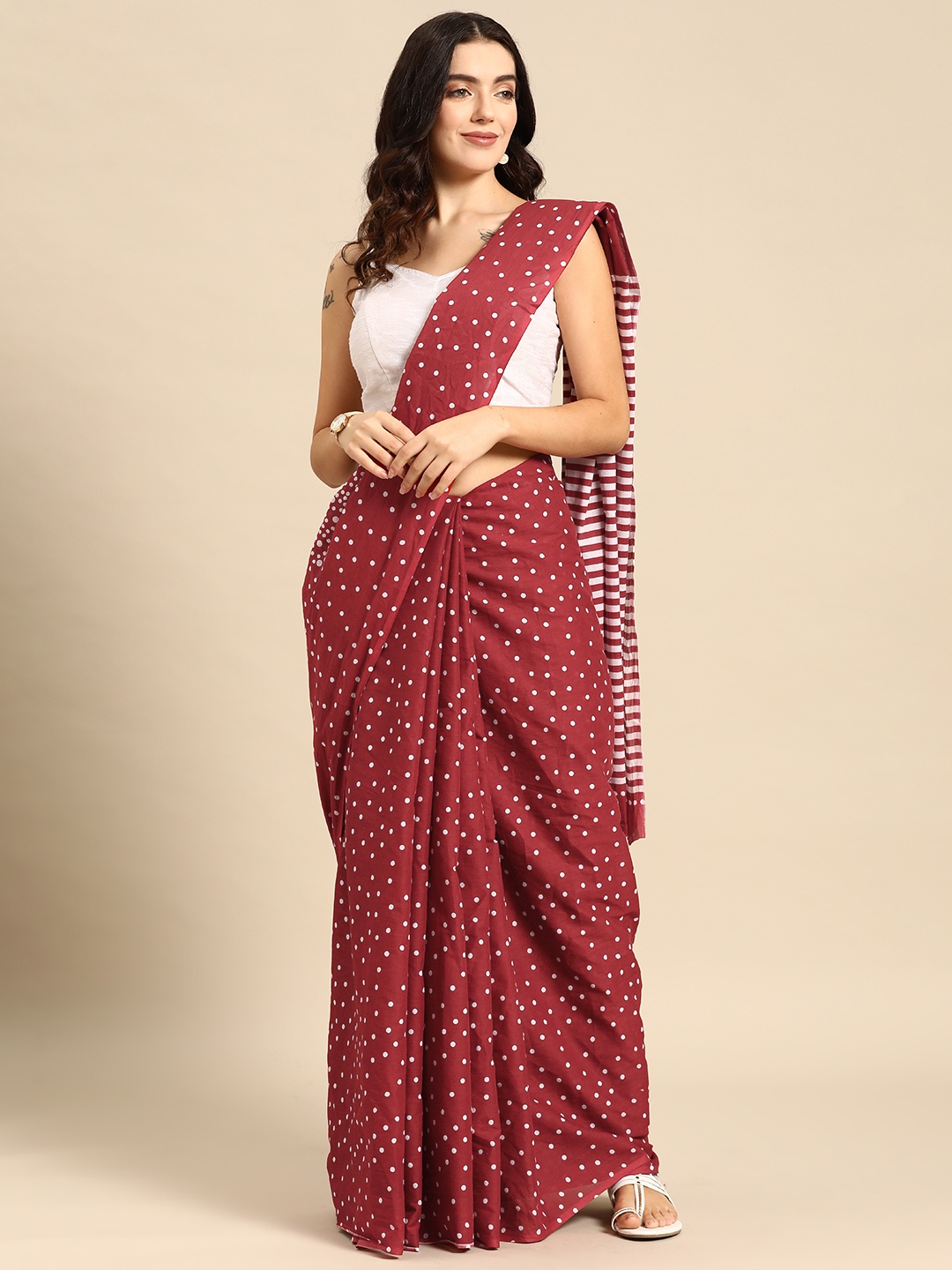 

HERE&NOW Polka Dot Pure Cotton Saree, Maroon