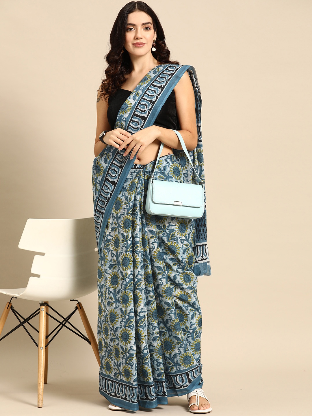 

HERE&NOW Floral Pure Cotton Saree, Turquoise blue