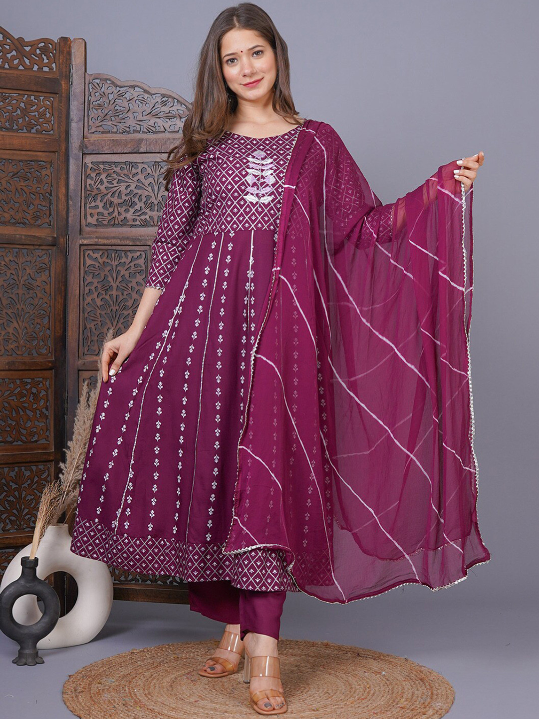 

SINGNI Ethnic Motifs Embroidered Regular Kurta with Trousers & Dupatta, Purple