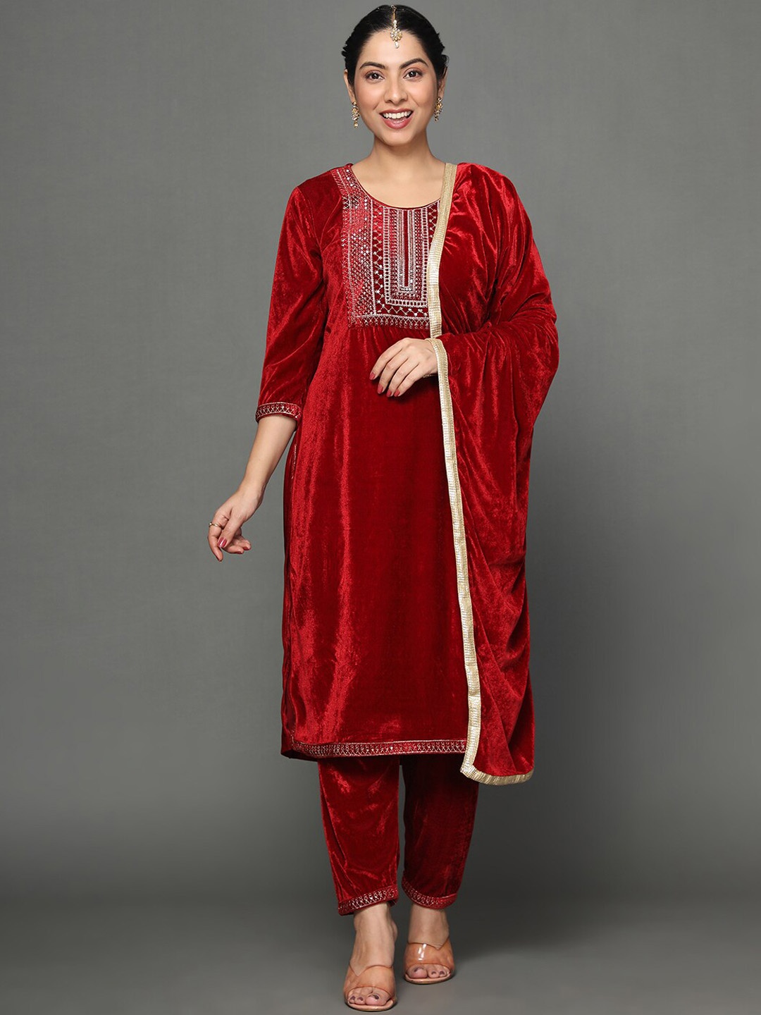 

KALINI Ethnic Motifs Yoke Design Thread Work Velvet Straight Kurta & Trousers With Dupatta, Maroon