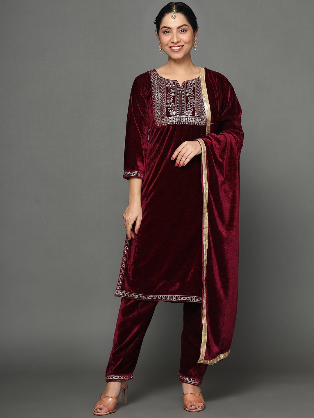 

KALINI Ethnic Motifs Embroidered Sequinned Velvet Kurta With Trousers & Dupatta, Burgundy