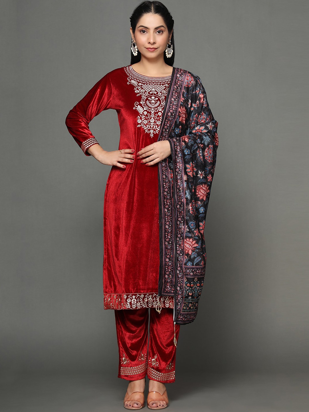 

KALINI Ethnic Motifs Embroidered Thread Work Velvet Kurta With Trousers & Dupatta, Maroon