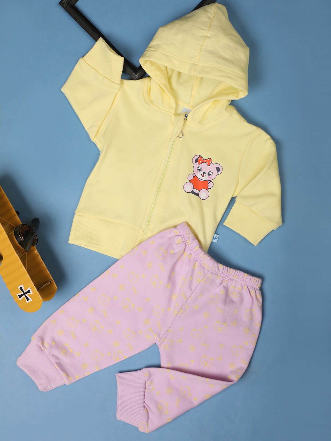 

V-Mart Kids Hooded Pure Cotton T-shirt With Pyjamas, Yellow