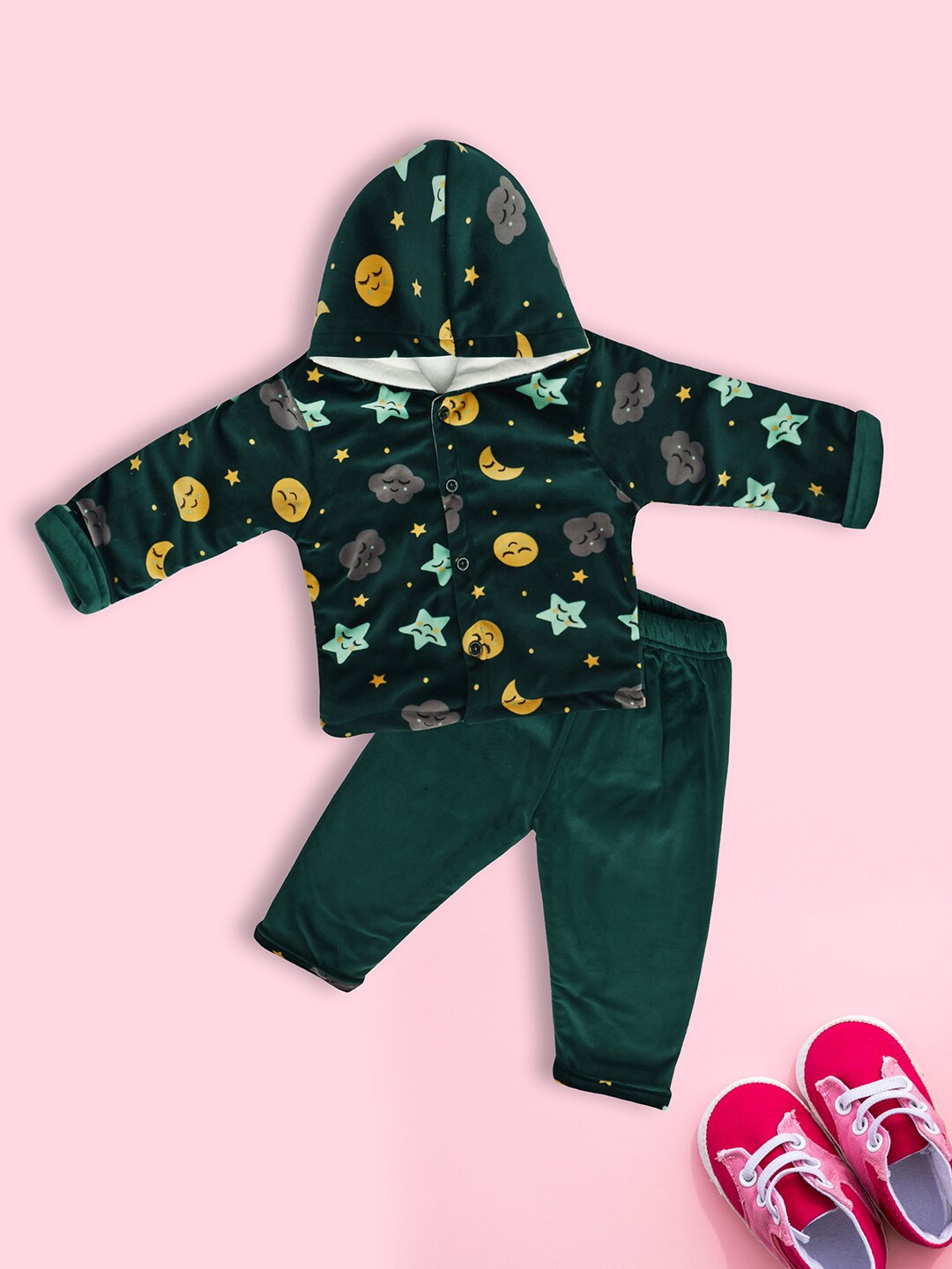 

V-Mart Infant Kids Printed Hooded Velvet Shirt With Trousers, Green